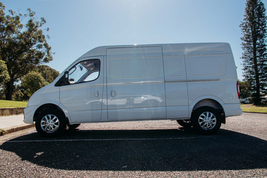2023 LDV V80  LWB Van Image 8