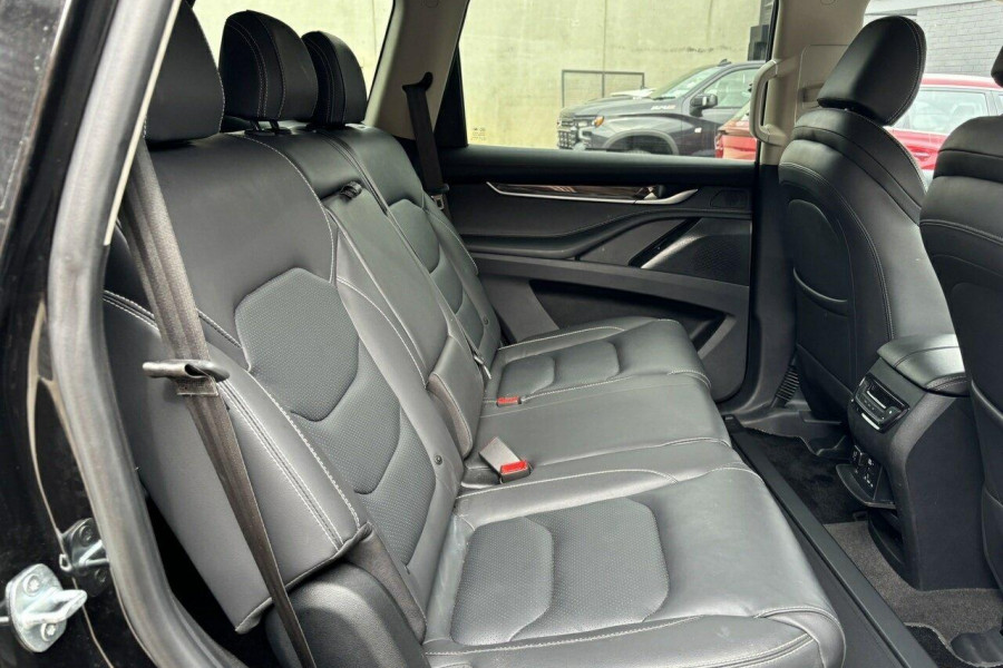 2022 LDV D90 SV9A Executive SUV Image 14