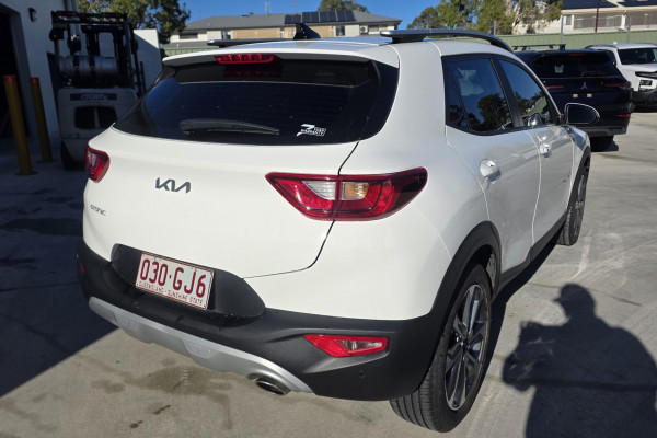 2020 Toyota C-HR NGX Koba SUV Image 13