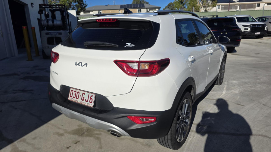 2020 Toyota C-HR NGX Koba SUV Image 13