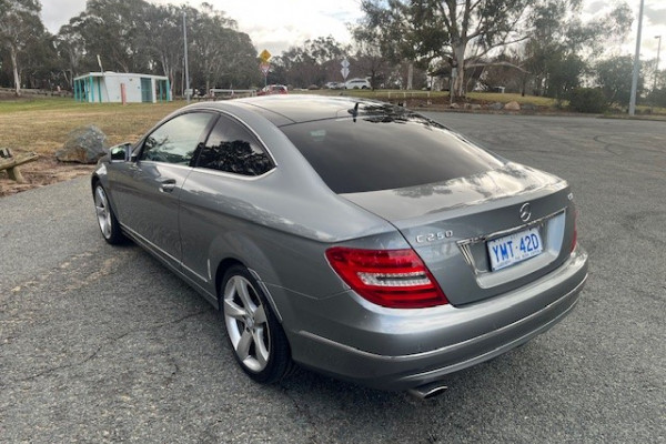 2013 Mercedes-Benz C-Class C250 Coupe Image 6
