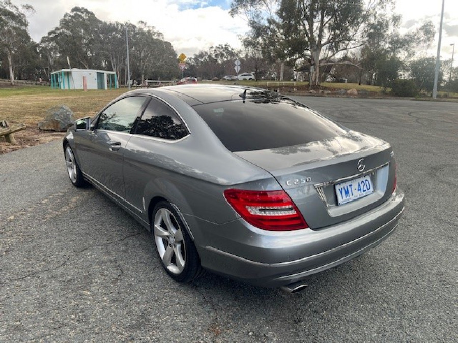 2013 Mercedes-Benz C-Class C250 Coupe Image 6