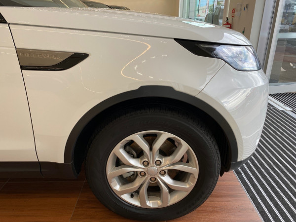2018 Land Rover Discovery SERIES 5 L462 MY18 SD4 Suv Image 5