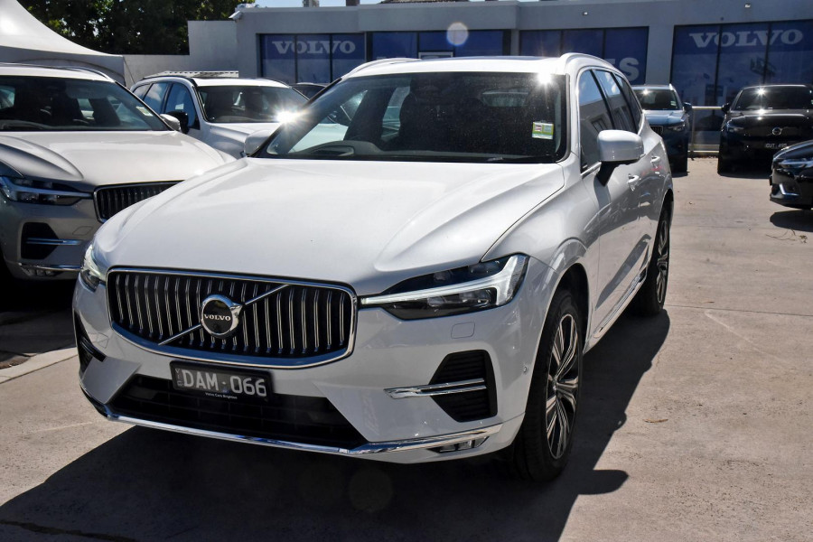 2023 Volvo XC60  Ultimate B5 Bright SUV Image 11