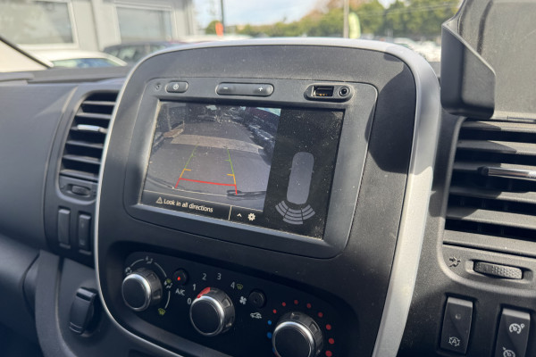 2022 Mitsubishi Express SN GLX+ Van Image 28