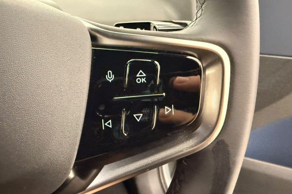 2025 MY26 Volvo EX30  Single Motor Extended Range Plus SUV Image 16