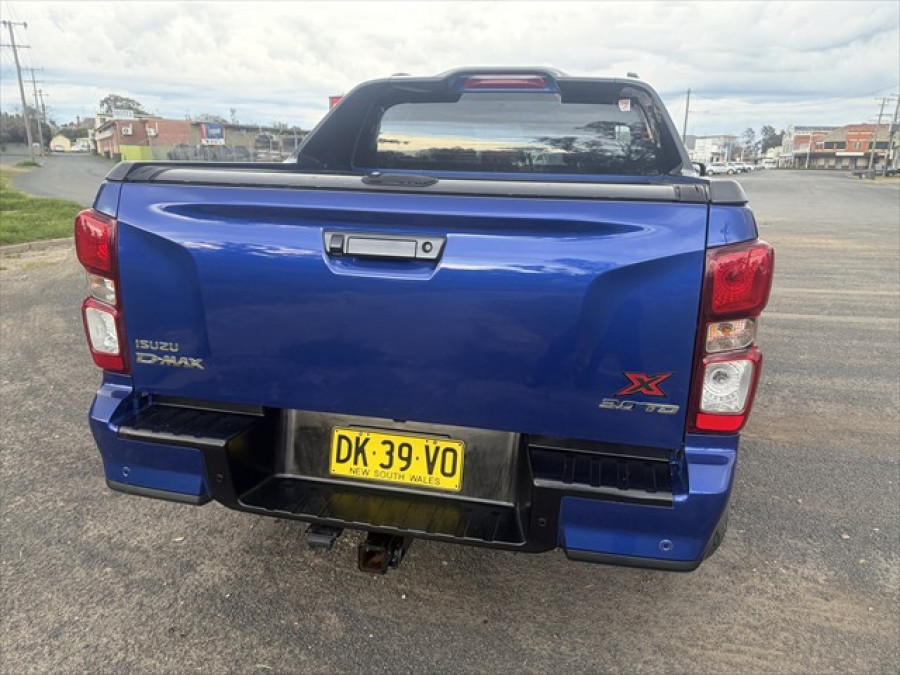 2020 MY21 Isuzu D-MAX RG X-TERRAIN Ute Image 5