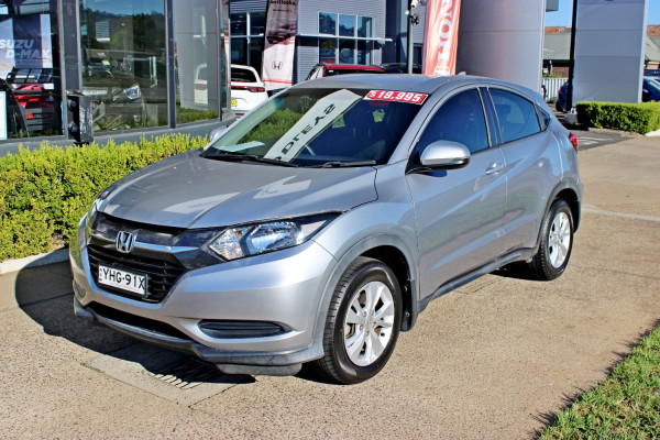 2017 Honda HR-V  VTi SUV