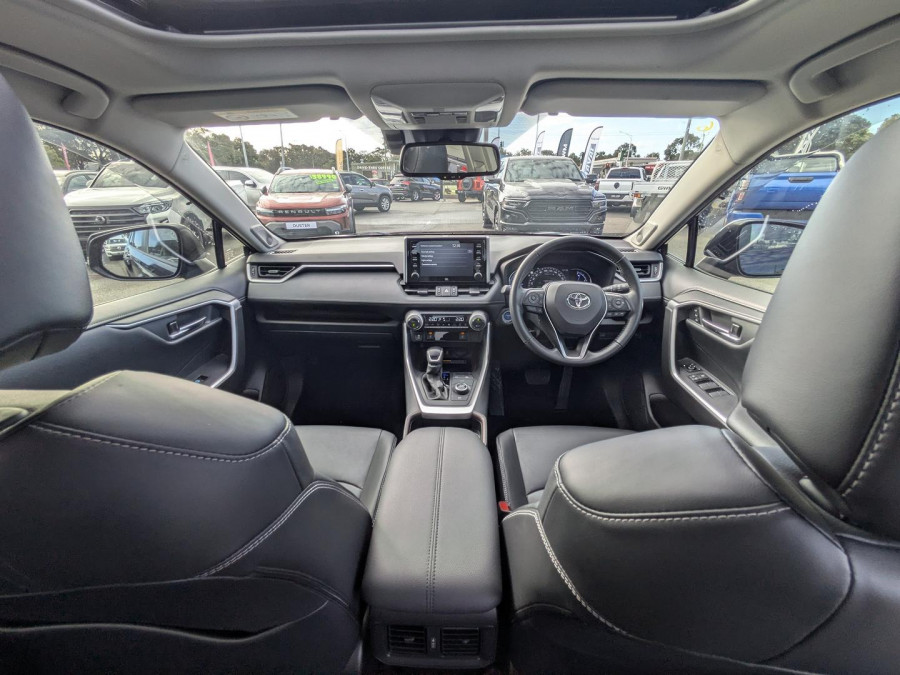 2020 Toyota RAV4 AXAH54R Cruiser SUV Image 12