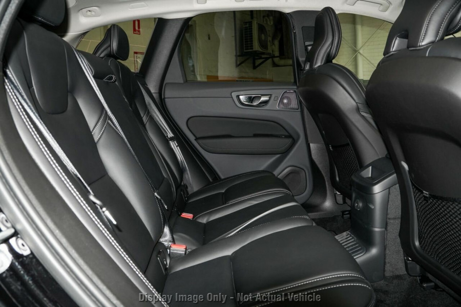 2026 Volvo XC60 UZ Ultra T8 Plug-in Hybrid Dark SUV Image 7