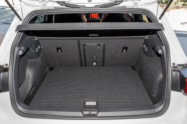 2021 MY2  Volkswagen Golf 8 GTI Hatch image 21