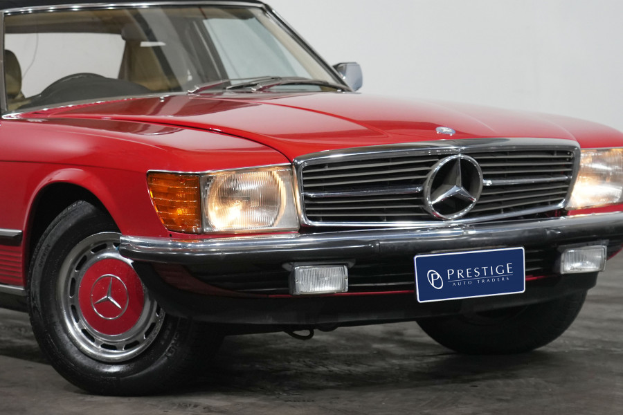 1983 Mercedes-Benz 380 Sl Convertible Image 2