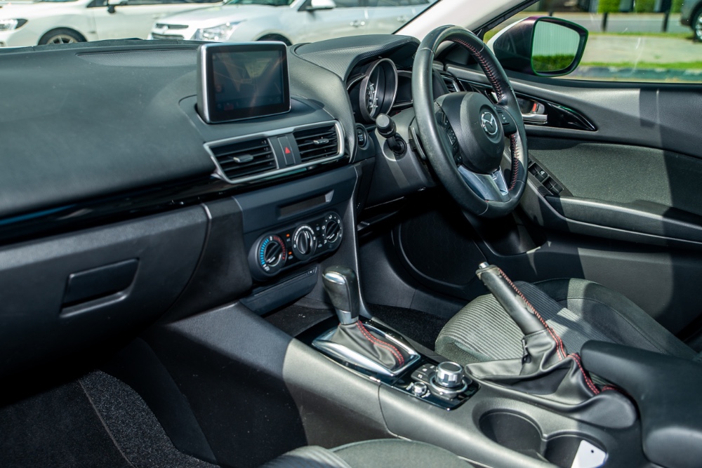 2015 Mazda 3 BM5478 Maxx Hatch Image 8