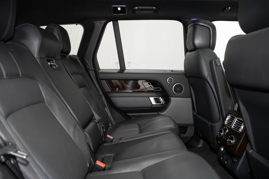 2021 Land Rover Range Rover D350 Westminster SUV Image 3