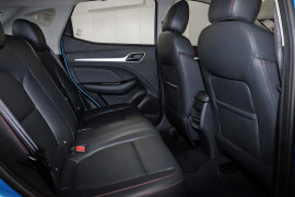 2025 MG ZST S13 Vibe SUV