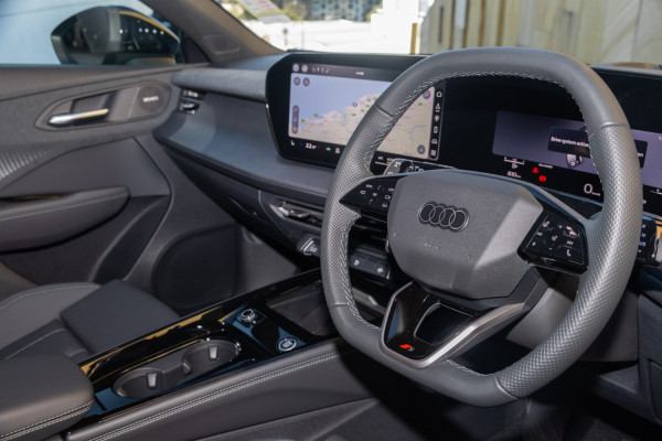 2026 Audi Q3 FJ TFSI 195kW Quattro SUV image 7