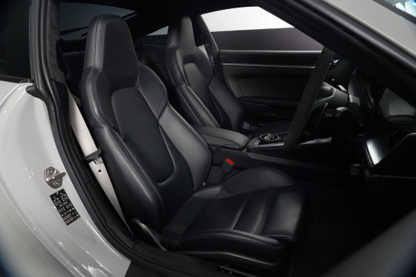 2019 Porsche 992 Carrera S Coupe Image 25