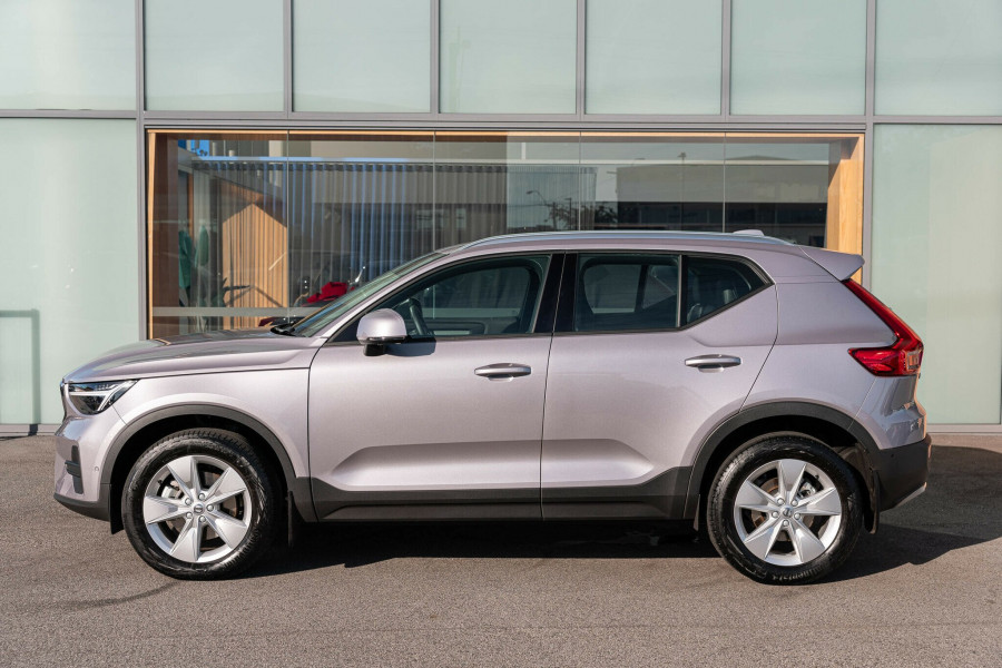 2025 MY26 Volvo XC40 XZ Plus B4 SUV Image 6