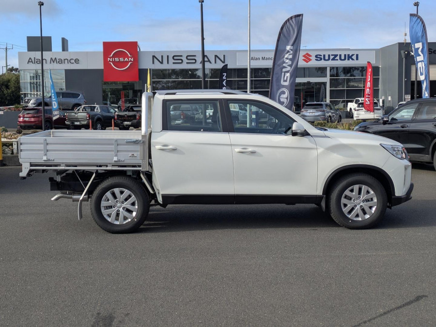 2026 KGM Musso Q261 ELX Ute Image 8