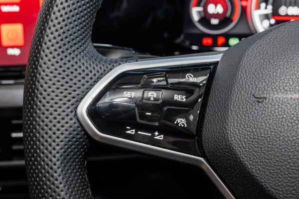 2021 MY2  Volkswagen Golf 8 GTI Hatch Image 11
