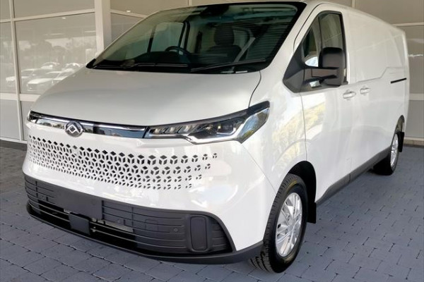 2024 LDV Deliver 7   Van