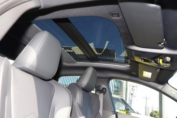 2025 BMW 2 Series F74 220 M Sport Sedan image 13