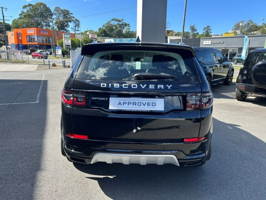 2025 MY25.5 Land Rover Discovery Sport L550 P200 S SUV Image 3