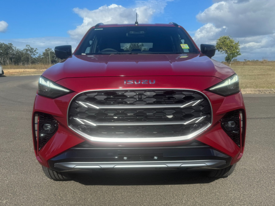 2026 Isuzu MU-X RJ LS-T SUV Image 3