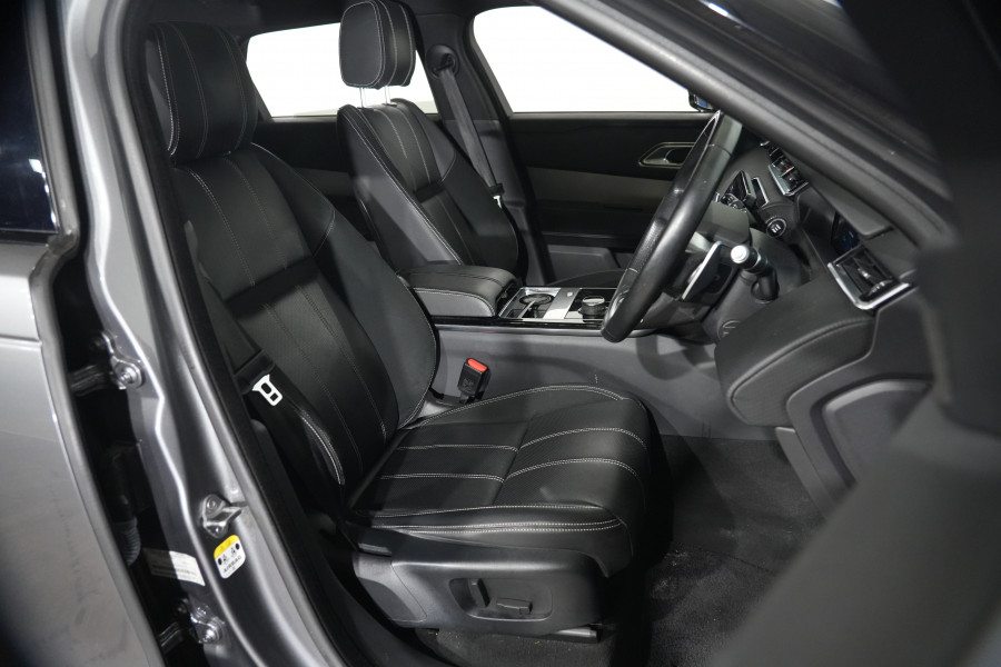 2017 Land Rover Range Rover Velar L560 D300 R-Dynamic SE SUV Image 24