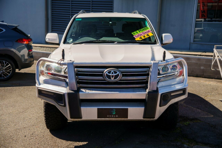 2016 Toyota LandCruiser VDJ200R GXL SUV Image 5