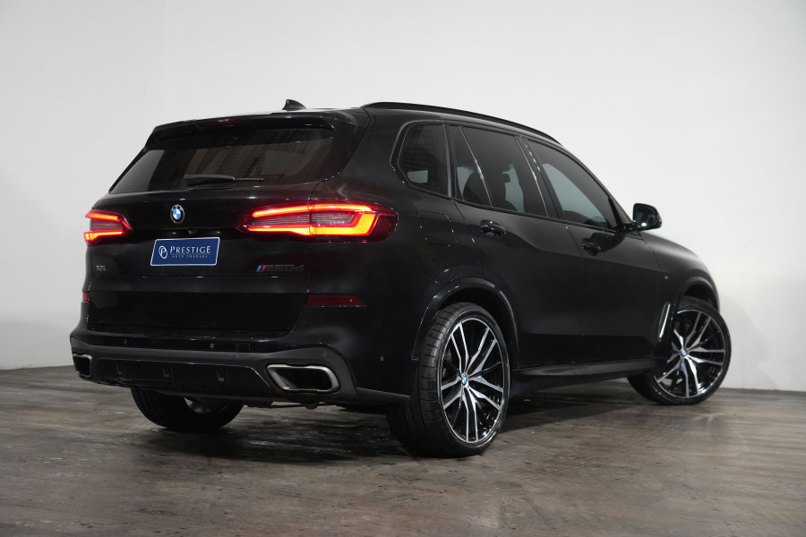 2019 BMW X5 M50d SUV Image 7