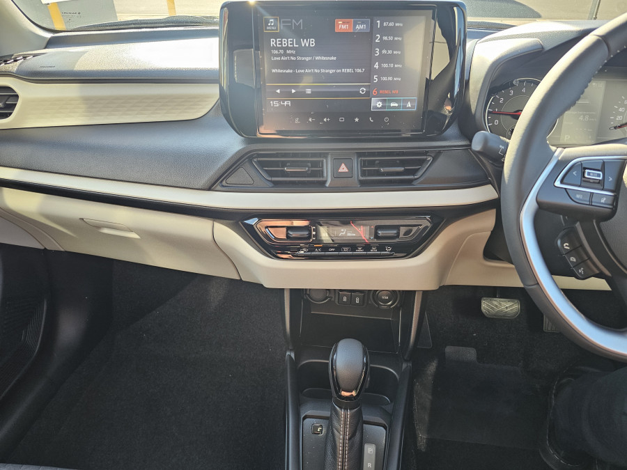2025 Suzuki Swift UZ Hybrid Plus Hatch Image 13