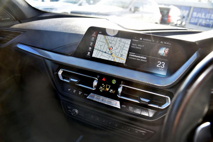 2021 BMW 1 Series F40 M135i xDrive Hatch Image 8