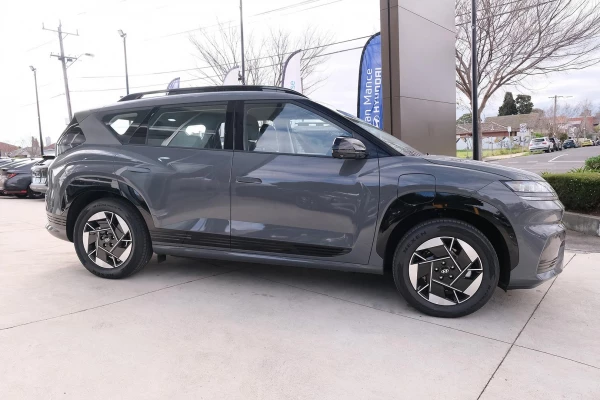 2026 Hyundai ELEXIO OE1.V1  SUV Image 5
