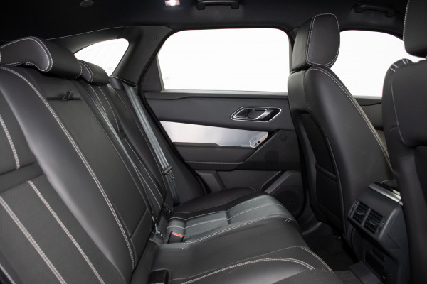 2023 Land Rover Range Rover Velar L560 P250 R-Dynamic SE SUV image 3