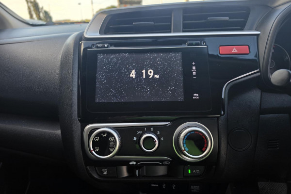 2015 Honda Jazz GF VTi Hatch Image 21