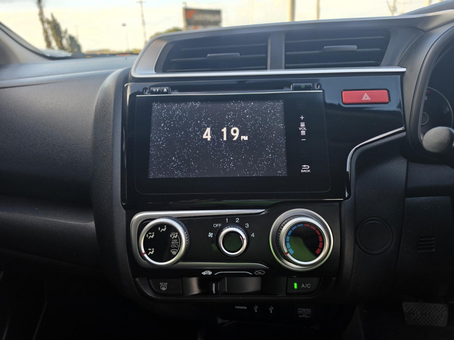 2015 Honda Jazz GF VTi Hatch Image 21