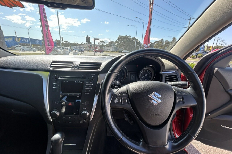 2012 Suzuki Kizashi FR MY11 Prestige Sedan Image 10