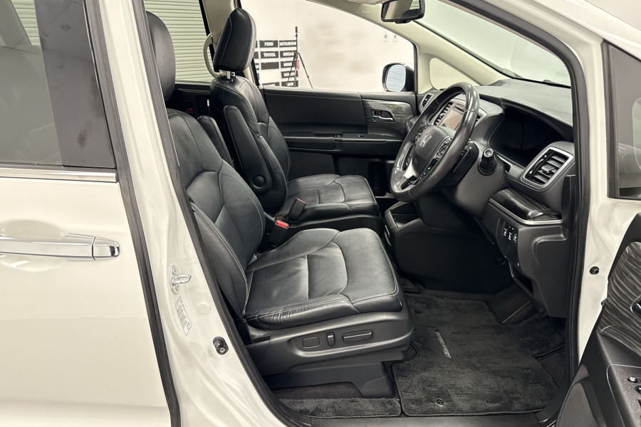 2016 Honda Odyssey 5th Gen VTi-L SUV Image 19