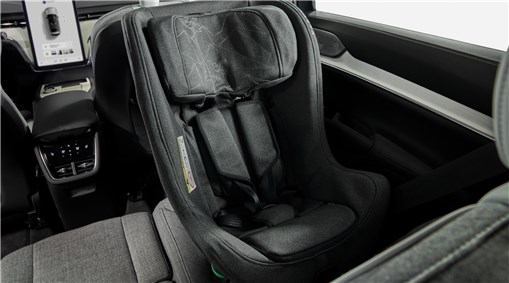 Volvo rear-facing child seat