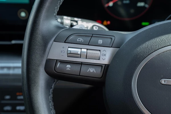 2024 Hyundai KONA SX2.V1  Electric SUV Image 17