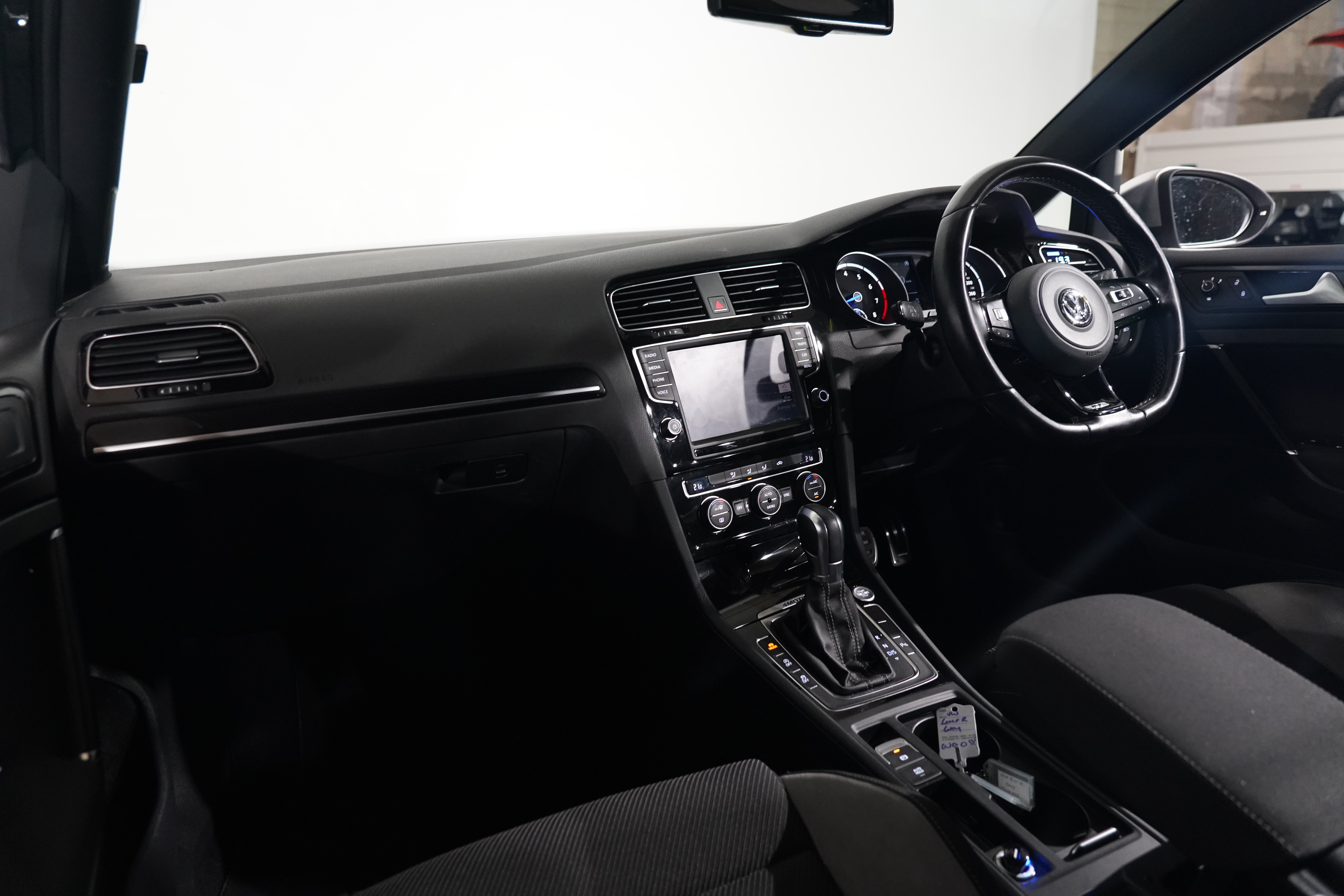 2015 Volkswagen Golf Volkswagen Golf R Auto R Hatchback Image 12