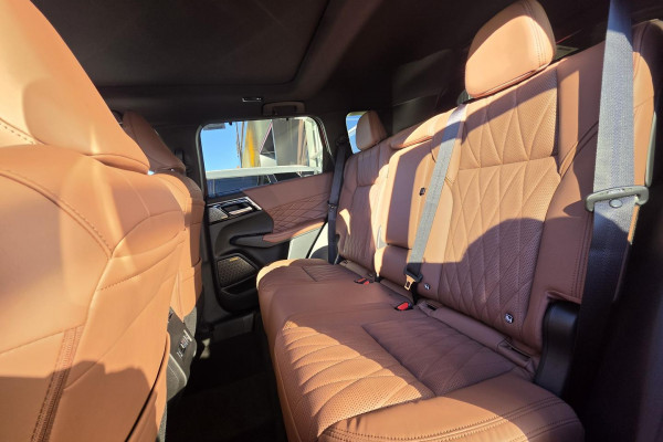 2026 Mitsubishi Outlander ZM Exceed Tourer SUV Image 13