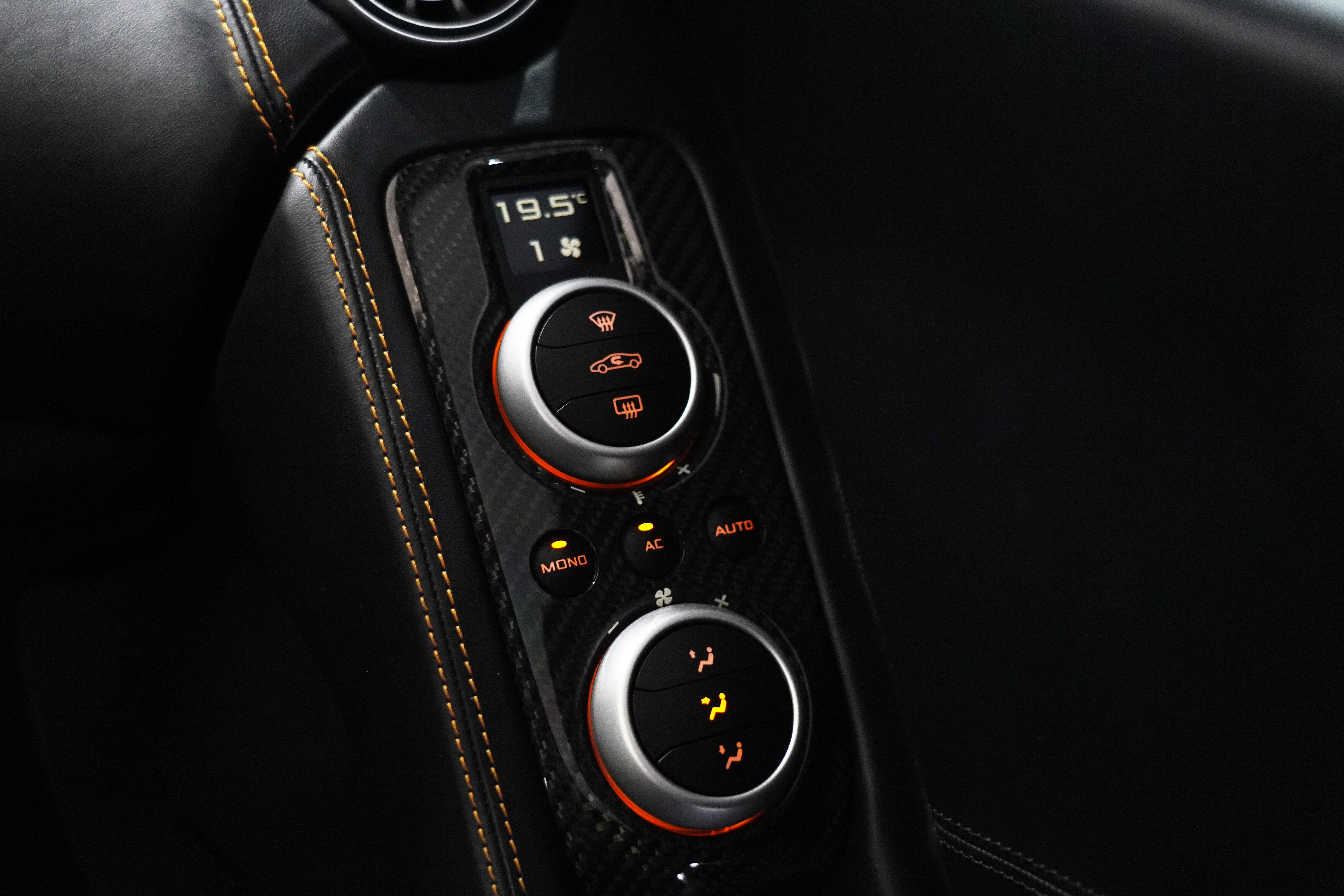 2016 Mclaren 650s Spider  Convertible Image 39