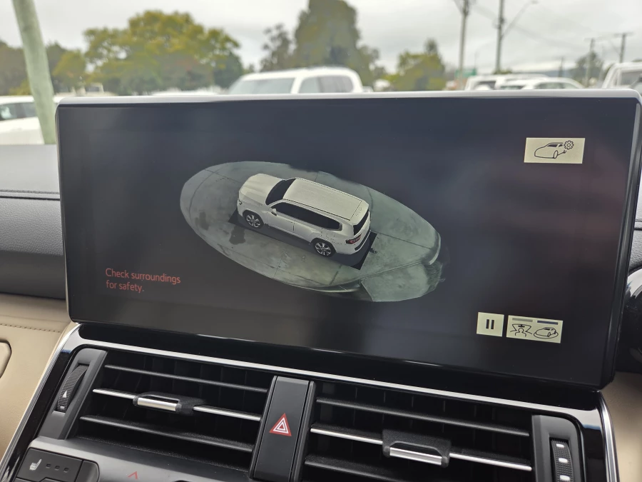 2024 Toyota LandCruiser FJA300R VX SUV Image 23