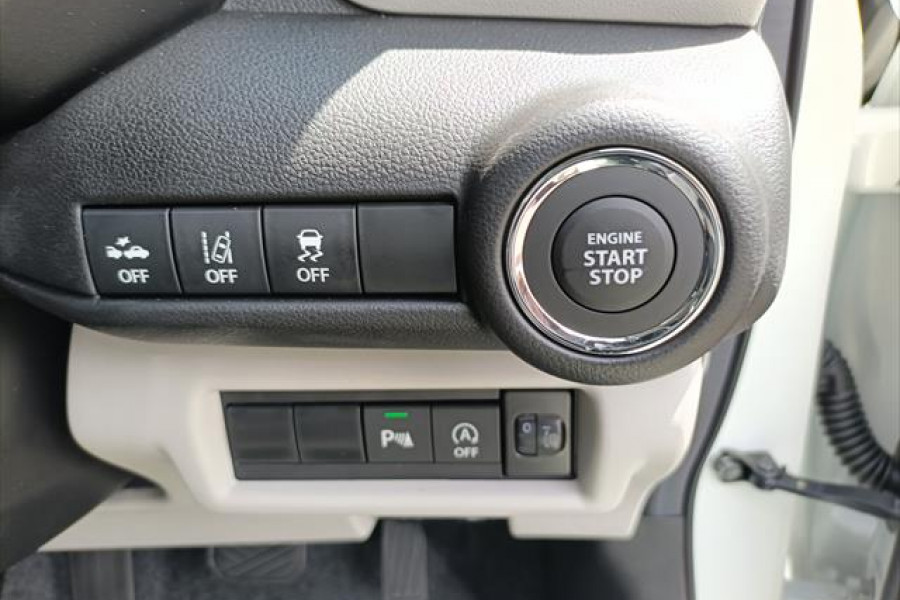 2024 Suzuki Swift UZ Hybrid Hatch Image 17