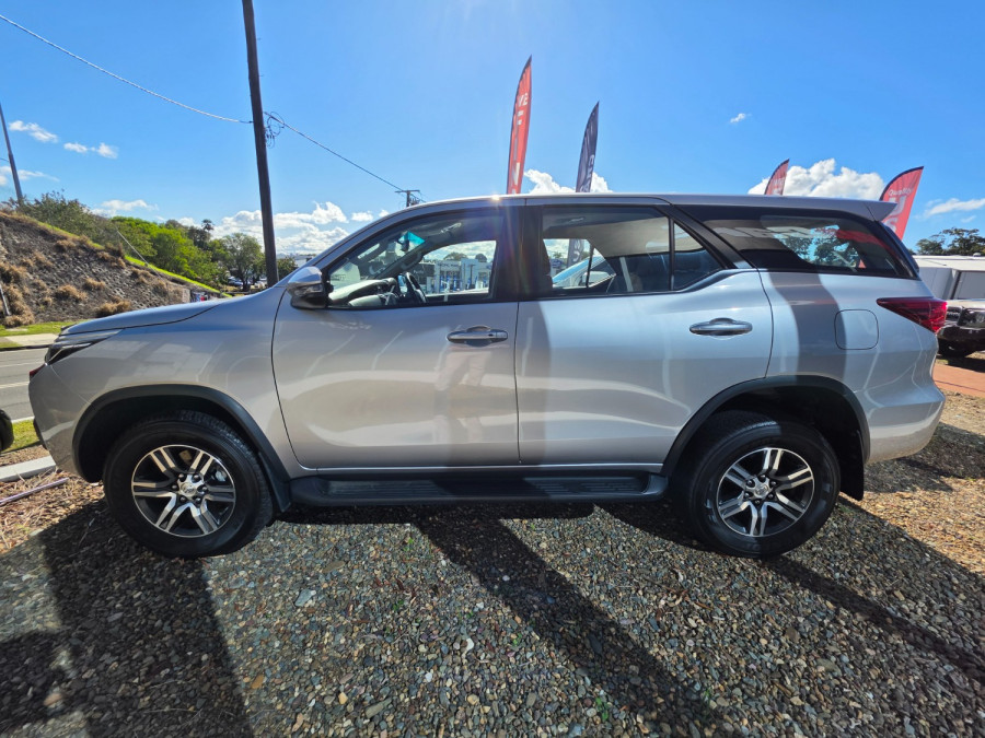 2024 Toyota Fortuner GUN156R GX SUV Image 5