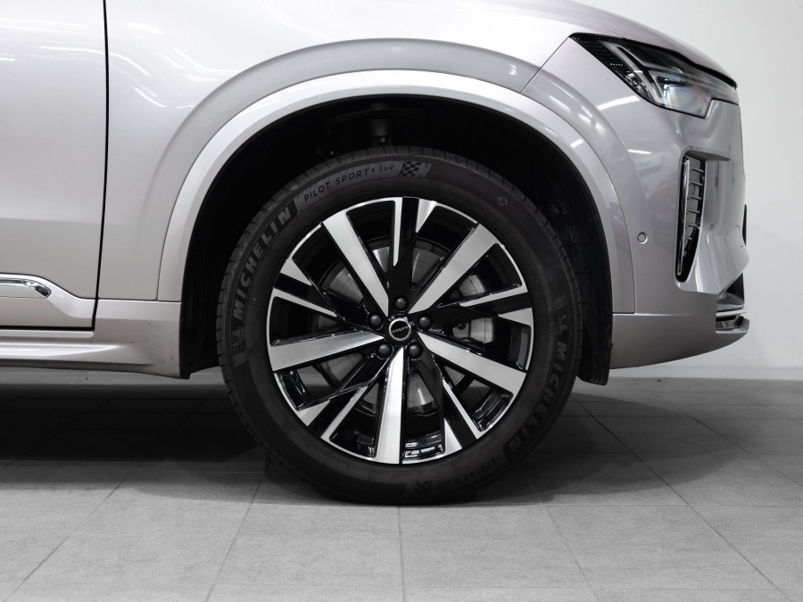 2026 Volvo XC90 L Series B5 AWD Plus SUV Image 4