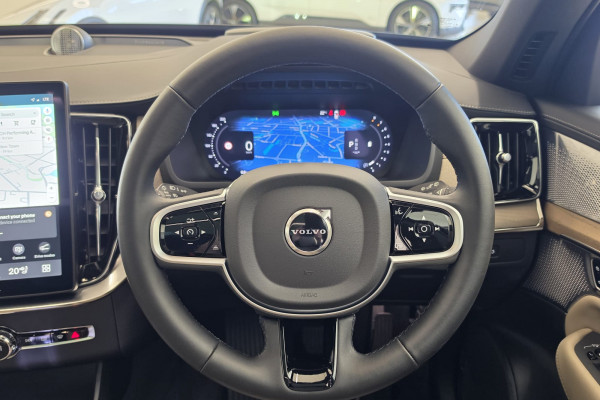2025 MY26 Volvo XC90 L Series Ultra B5 Dark SUV Image 10