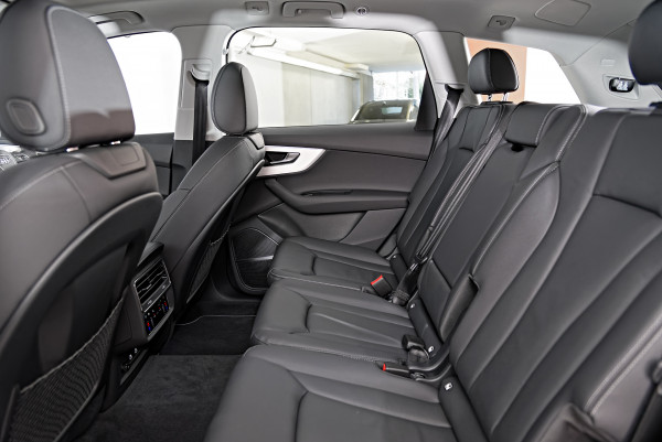 2026 Audi Q7 4M TFSI 185kW SUV image 9